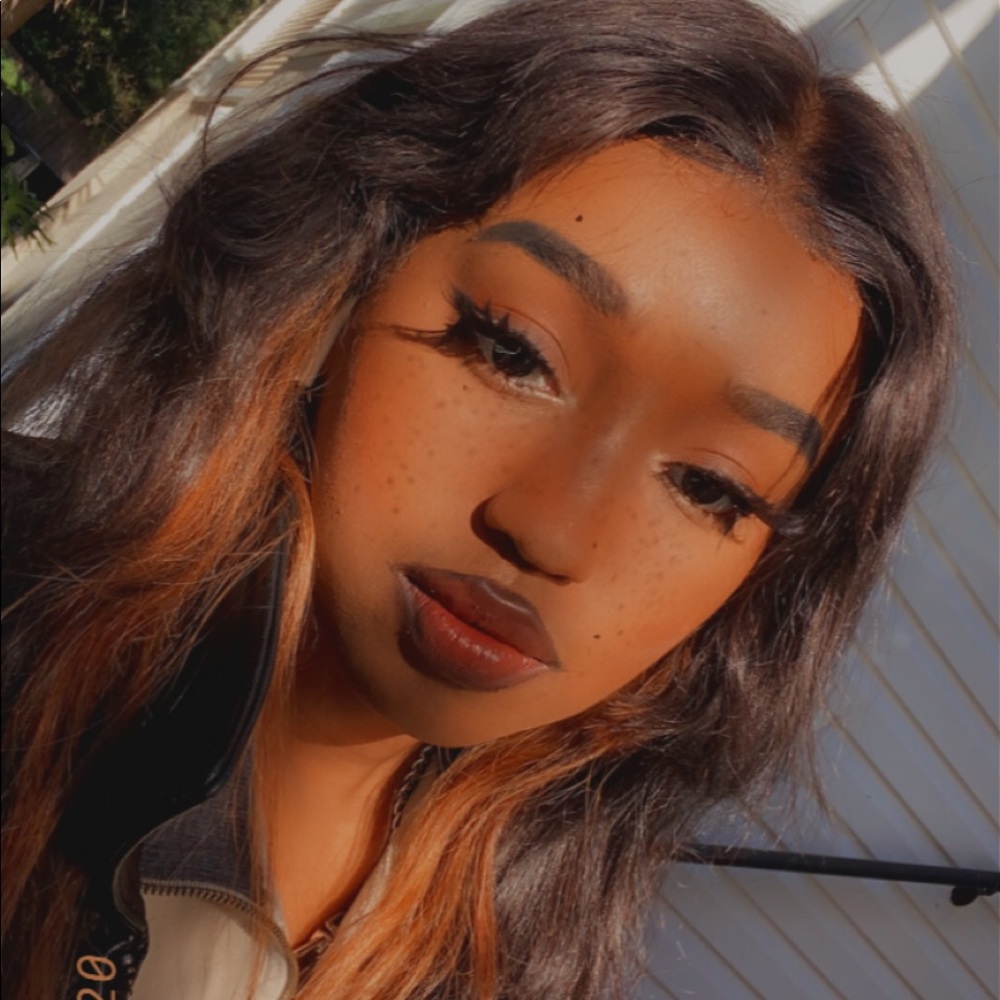 Meet your Posher, Nailah